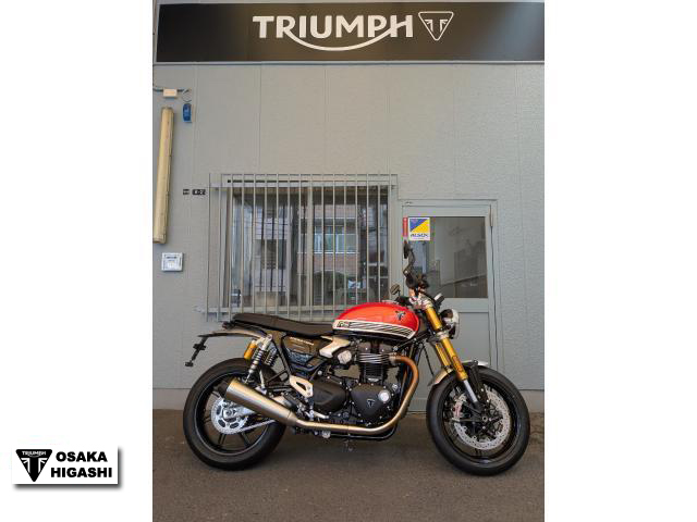 トライアンフ　スピードツイン1200RS