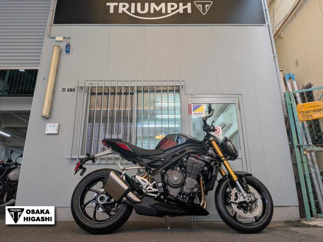 トライアンフ　スピードトリプル1200RS