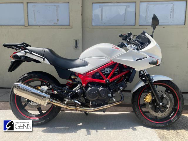 ホンダ　VTR250
