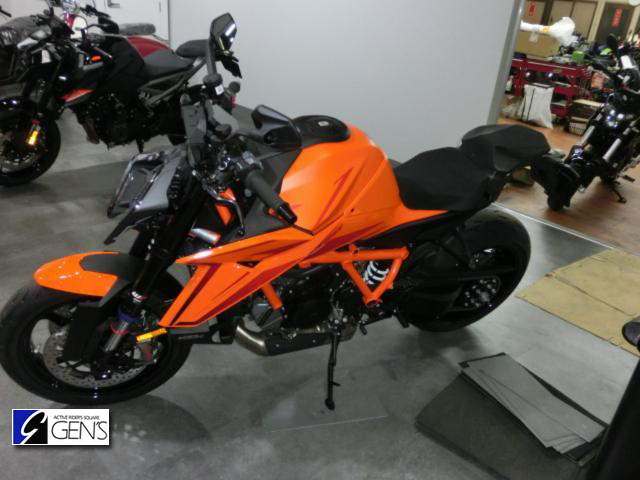 KTM　1390スーパーデュークＲエボ