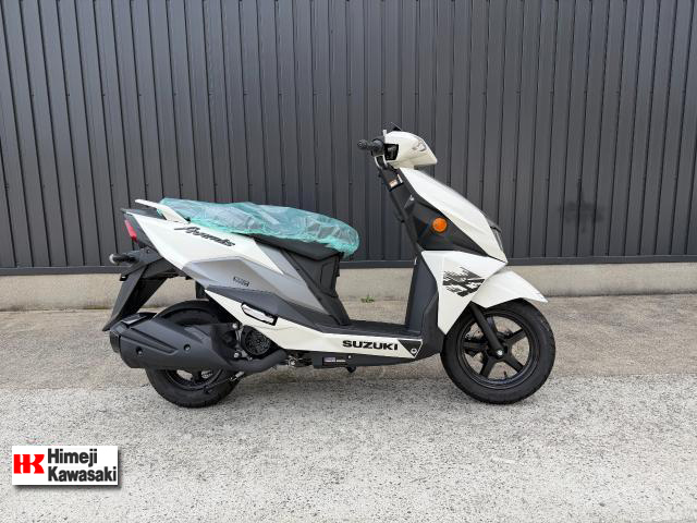 スズキ　アヴェニス125