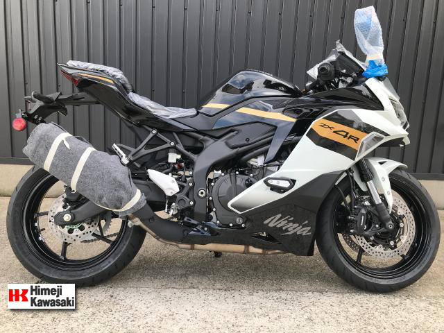 カワサキ Ninja ZX-4R SE