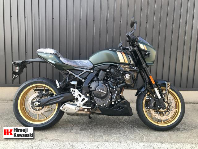 スズキ　GSX-8TT