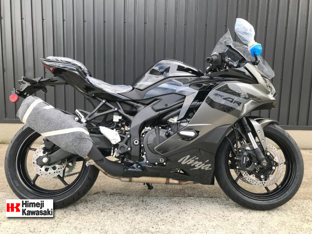 カワサキ　Ninja ZX-4R SE