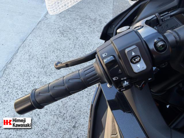 カワサキ Ninja ZX-25R SE 2027年モデル - 株式会社 姫路カワサキ