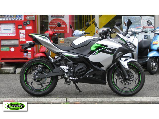 カワサキ　Ninja e-1 