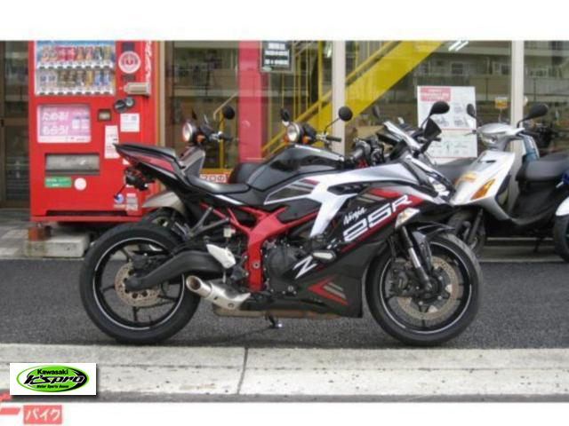 カワサキ　Ninja ZX-25R SE