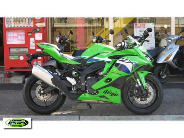 カワサキ　Ninja ZX-4RR