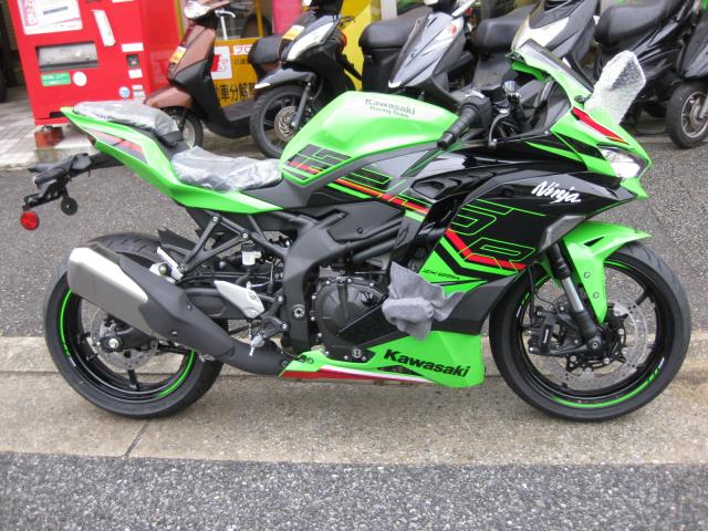 カワサキ　Ninja ZX-25R SE