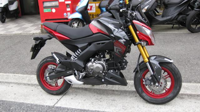 カワサキ　Z125 PRO