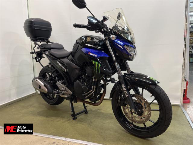 ヤマハ　FZ25