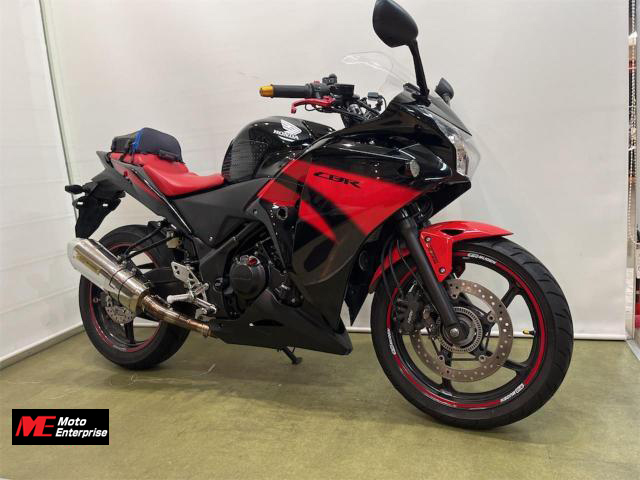 ホンダ　CBR250R