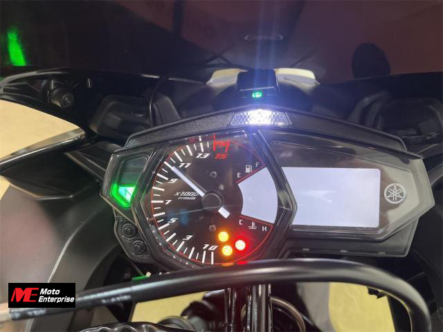 ヤマハ YZF-R25
