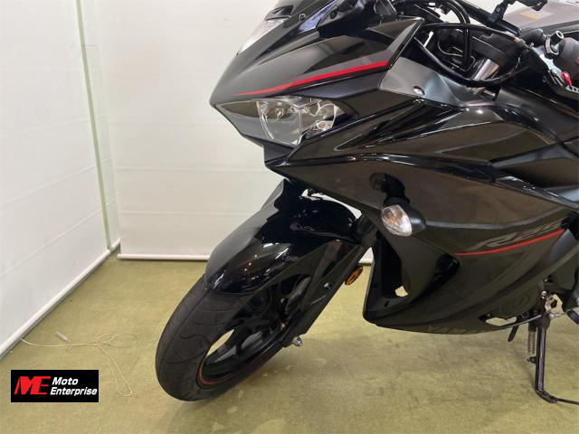 ヤマハ YZF-R25