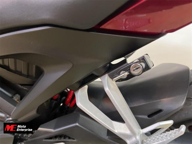 ホンダ CB125R