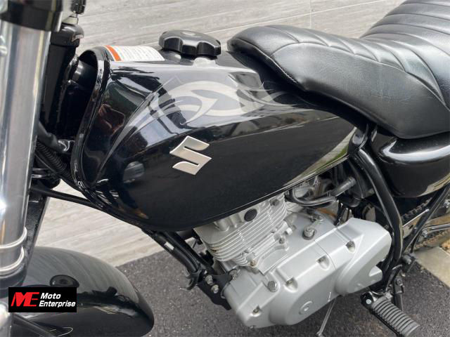 スズキ Van　Van200Z