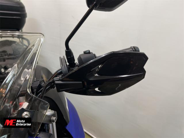 ヤマハ FZ25