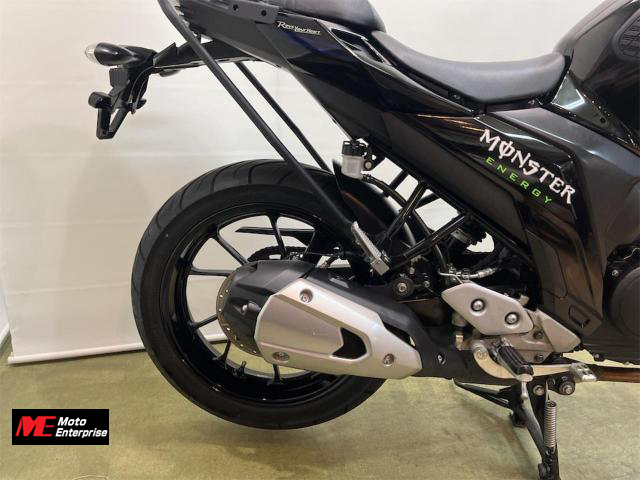 ヤマハ FZ25