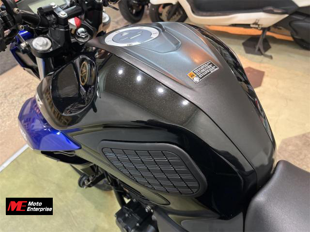 ヤマハ FZ25