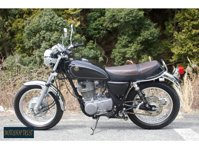 ヤマハ SR400