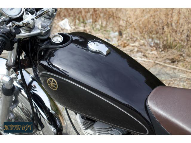 ヤマハ SR400