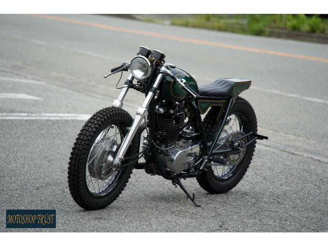 ヤマハ SR500 カフェレーサー ヤマハ SR500 400 1982のカフェレーサーカスタム・モトガレージライフ