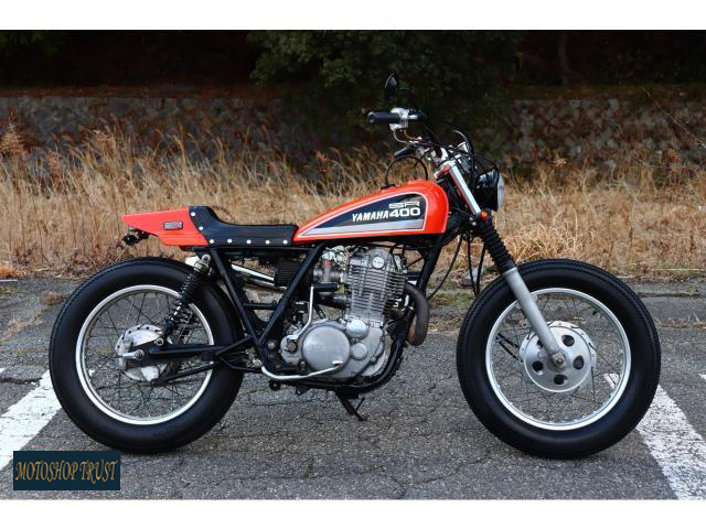 ヤマハ　SR400