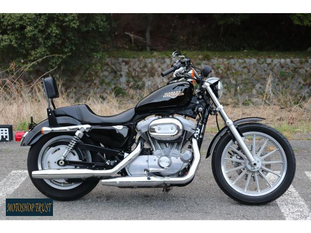 ハーレーダビッドソン　XL883L ロー