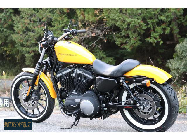 ハーレーダビッドソン XL883N