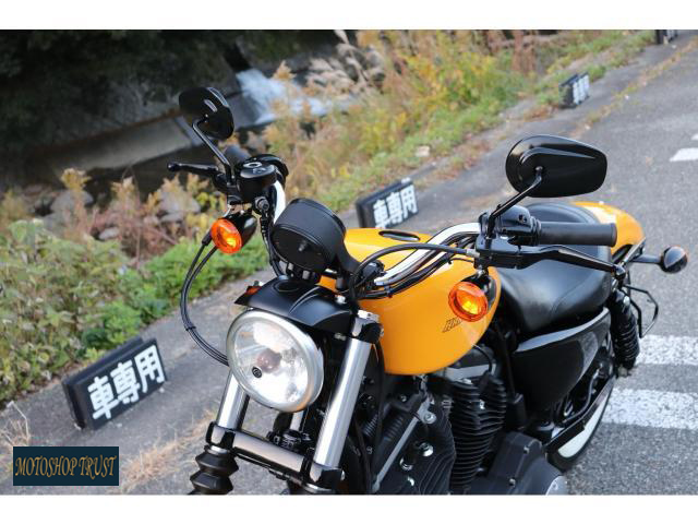 ハーレーダビッドソン XL883N