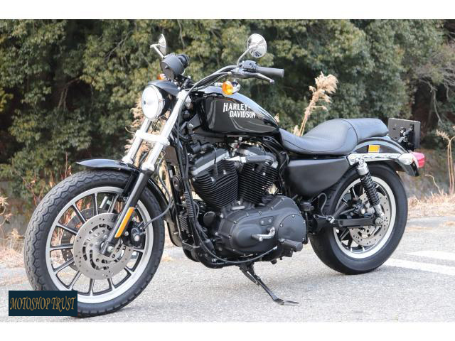 ハーレーダビッドソン XL883R