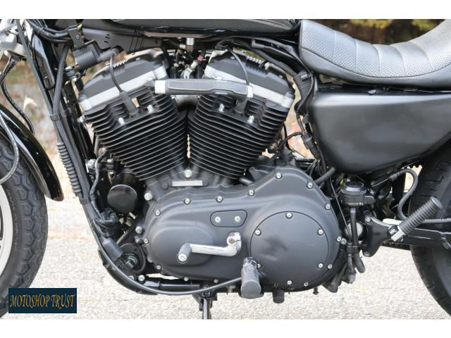ハーレーダビッドソン XL883R