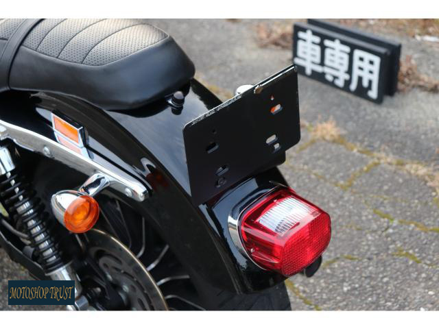 ハーレーダビッドソン XL883R