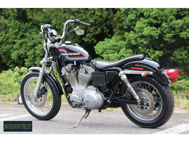 ハーレーダビッドソン XLH883