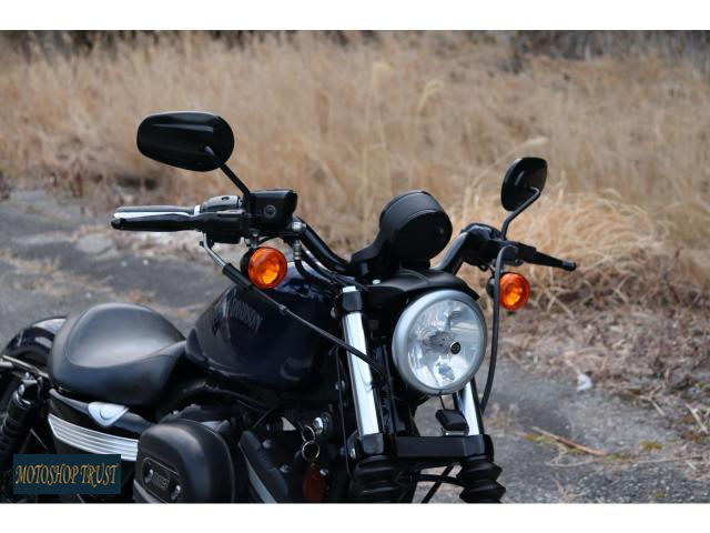 ハーレーダビッドソン XL883N