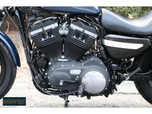 ハーレーダビッドソン XL883N