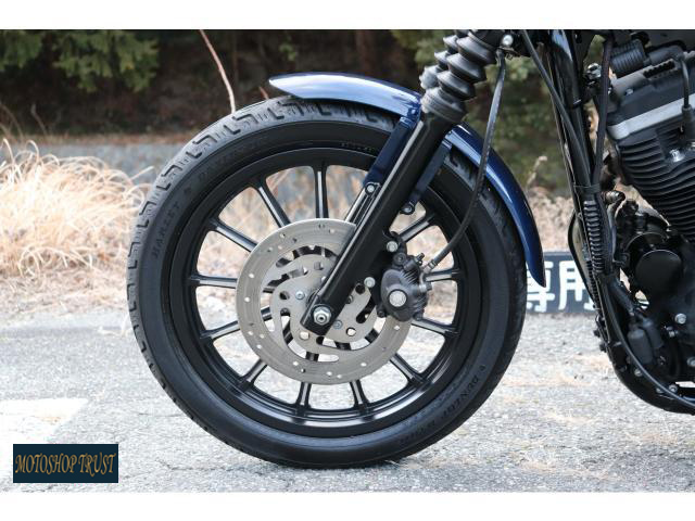 ハーレーダビッドソン XL883N
