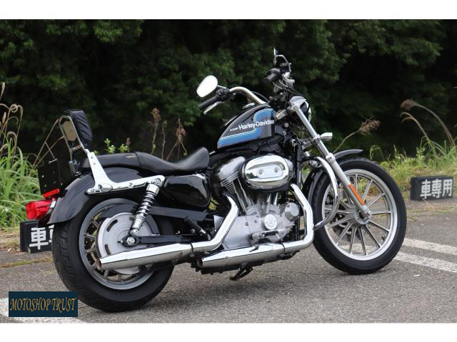 ハーレーダビッドソン XL883L ロー