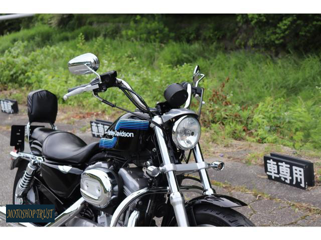 ハーレーダビッドソン XL883L ロー