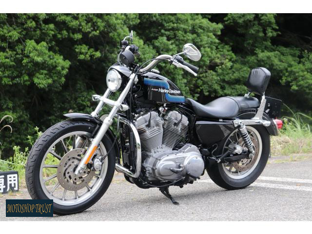 ハーレーダビッドソン XL883L ロー