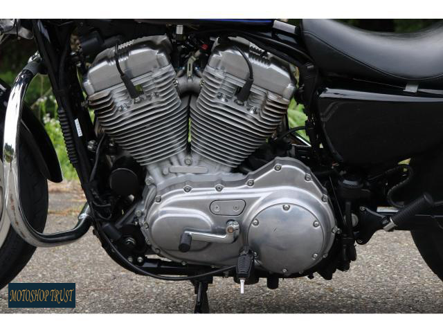 ハーレーダビッドソン XL883L ロー