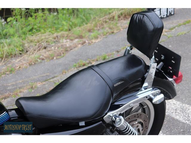 ハーレーダビッドソン XL883L ロー
