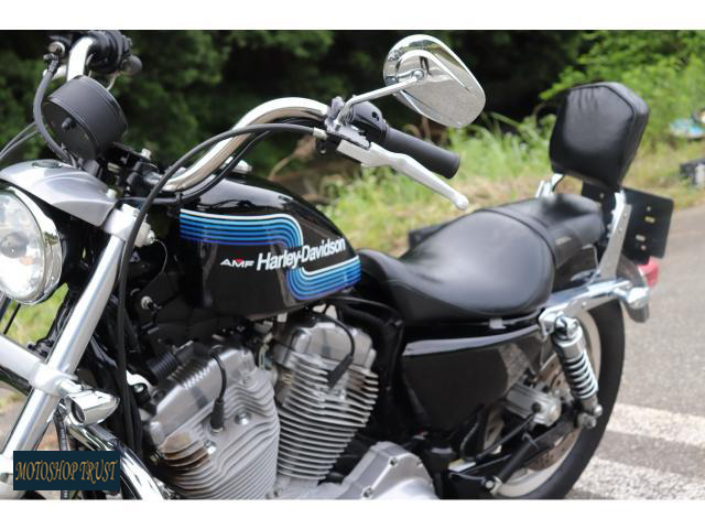 ハーレーダビッドソン XL883L ロー