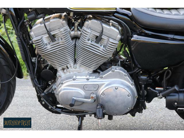 ハーレーダビッドソン XL883L ロー