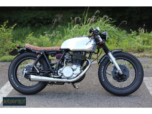 ヤマハ　SR400
