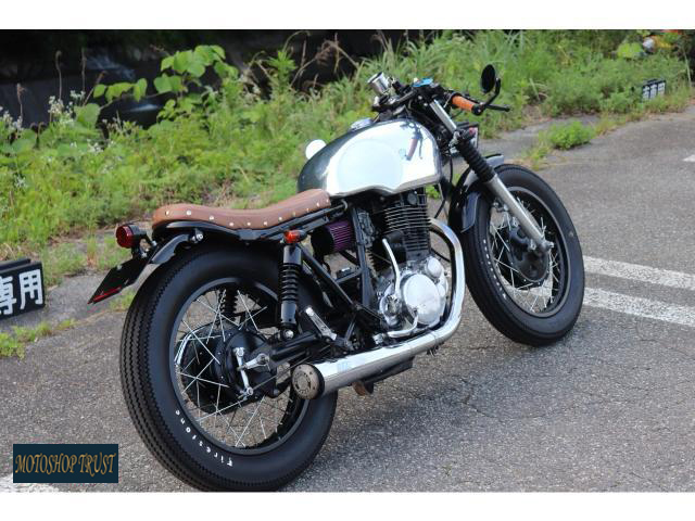 ヤマハ SR400