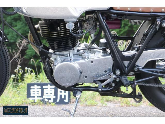 ヤマハ SR400