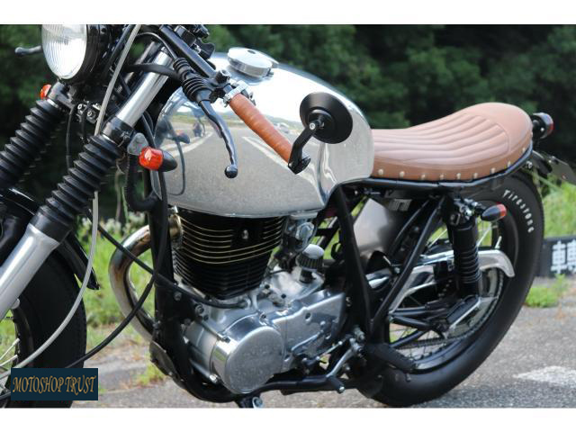 ヤマハ SR400