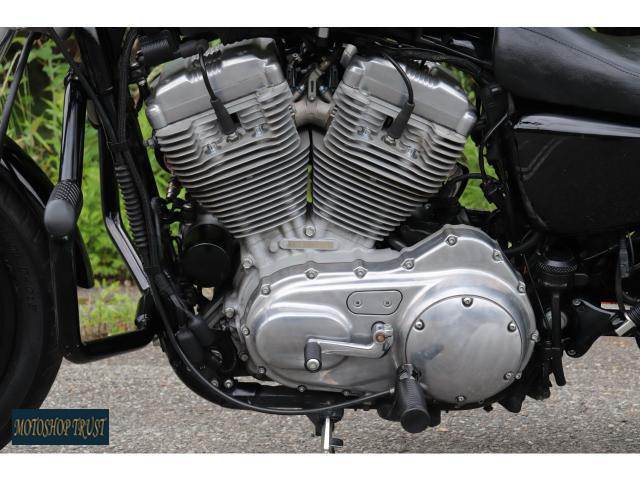 ハーレーダビッドソン XL883L ロー
