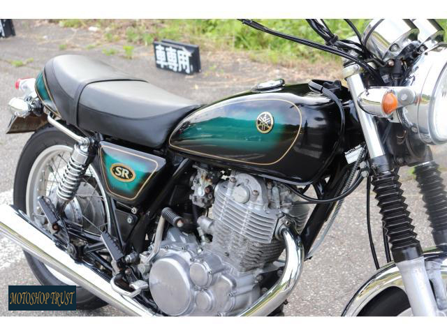 ヤマハ SR400
